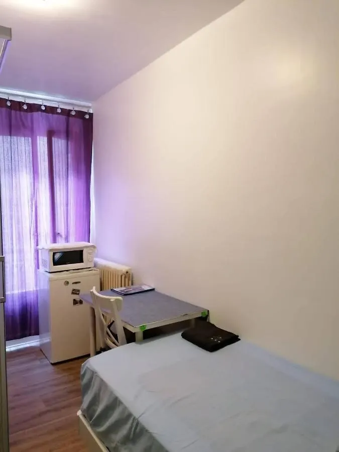 Studio Calme Pres Des Champs Elysees Apartment Paris