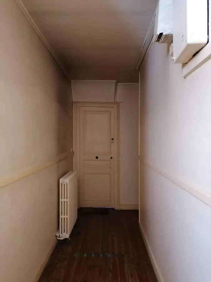 Studio Calme Pres Des Champs Elysees Apartment Paris